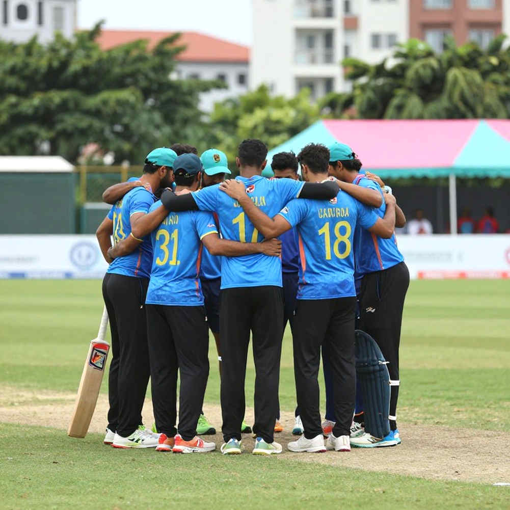 চট্টগ্রামের তৃতীয় সেশন: যে আধা ঘণ্টায় বাংলাদেশের ব্যাটিং নিজের ছায়ার সঙ্গে লড়ে
